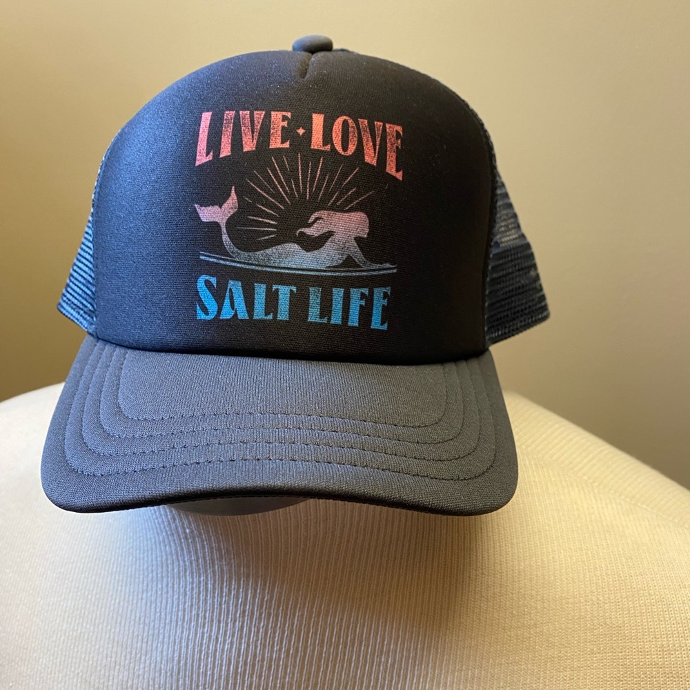 Salt Life Youth Live Love Salt Life  Trucker Cap/Hat NWT